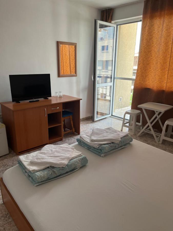 Къща Нанси Sunny Beach Esterno foto