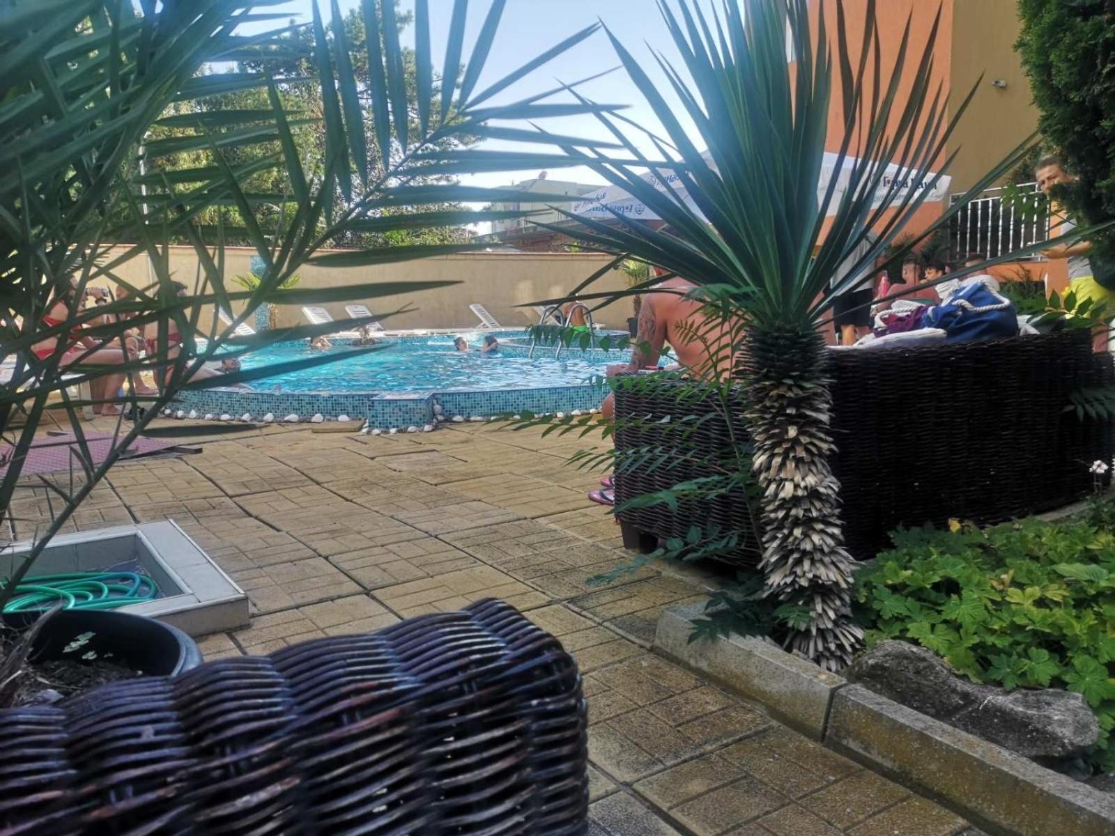 Къща Нанси Sunny Beach Esterno foto
